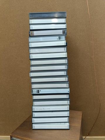 DCC cassettes beschikbaar voor biedingen