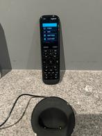 Logitech Harmony, TV, Hi-fi & Vidéo, Télécommandes, Enlèvement ou Envoi, Utilisé, Universel, Avec écran