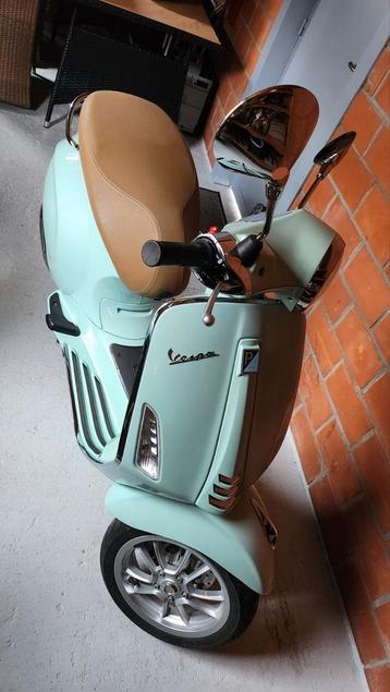 Vespa Primavera E5 125cc I-get ABS (zo goed als nieuw) beschikbaar voor biedingen