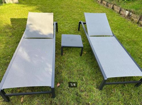 PLAISIR DU JARDIN 2transats de qualité+table gris NEUFS!!, Jardin & Terrasse, Accessoires mobilier de jardin, Neuf