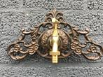 Waterkraan met wandornament gietijzer bruin, super mooi in a, Ophalen of Verzenden
