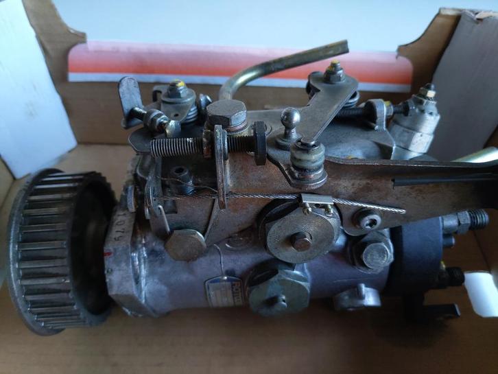 Rotodiesel injectiepomp., Auto-onderdelen, Brandstofpompen, Gereviseerd, Ophalen