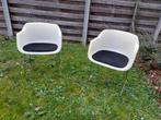 2 vintage design Albert Jacob Grosfillex kuipstoelen 1973, Antiek en Kunst, Kunst | Designobjecten, Ophalen