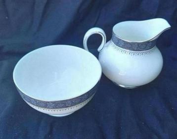 Pot à lait et sucrier Royal Doulton SHERBROOKE Antique, Enlèvement ou Envoi
