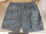 Zwarte short met veel zakken L/34, Maat 52/54 (L), Zwart, Ophalen of Verzenden, Zo goed als nieuw