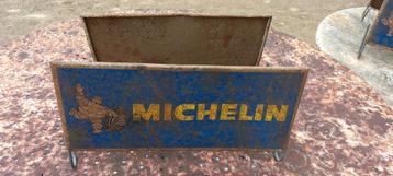 Oude Michelin S 40 France bandendisplay  beschikbaar voor biedingen
