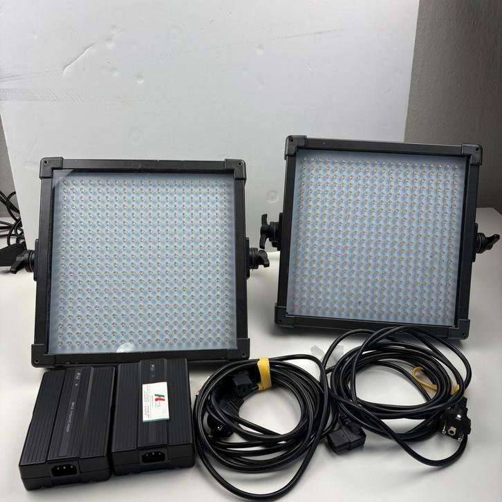 F&V K4000S Bi Color Fotolichten + opbergtas, Audio, Tv en Foto, Fotografie | Fotostudio en Toebehoren, Gebruikt, Ophalen