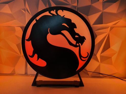 Mortal kombat logo 3d USB led display., Games en Spelcomputers, Games | Sony PlayStation 5, Nieuw, Ophalen of Verzenden
