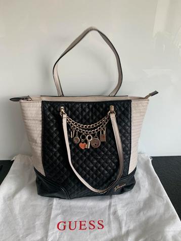 Guess shopper handtas beschikbaar voor biedingen