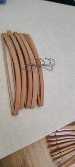 6 Kinder kapstokken, Ophalen