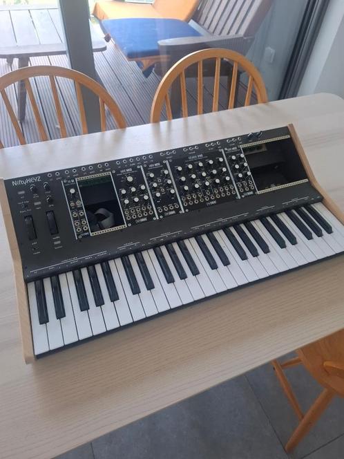 AJH Synth - NiftyKeyz, Muziek en Instrumenten, Synthesizers, Zo goed als nieuw, 49 toetsen, Overige merken, Ophalen