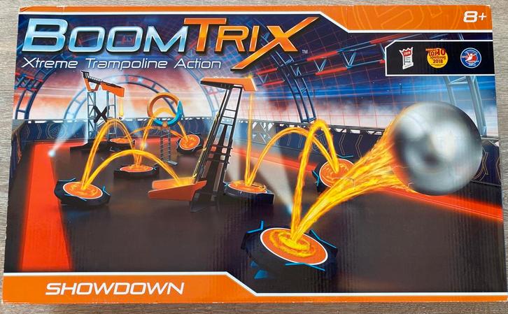 Boomtrix knikkerbaan showdown, Hobby en Vrije tijd, Modelauto's | 1:24, Zo goed als nieuw, Ophalen