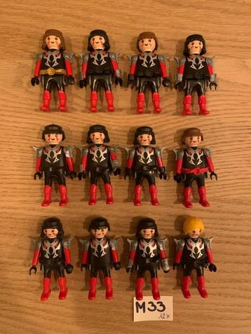 PLAYMOBIL M33: LOT 12 RIDDERS beschikbaar voor biedingen