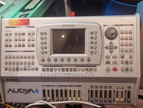 Ketron Audya 4, Muziek en Instrumenten, Instrumenten | Toebehoren, Zo goed als nieuw, Ophalen