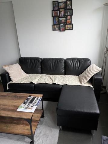 Salon de coin en très bon état  beschikbaar voor biedingen
