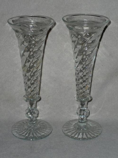 CRISTALLERIE VONECHE, PAIRE DE COUPES À CHAMPAGNE, VERS 1820, Antiquités & Art, Antiquités | Verre & Cristal, Enlèvement ou Envoi