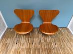 2 x Fritz Hansen vlinderstoel Fineer Arne Jacobsen, Huis en Inrichting, Stoelen, Ophalen, Design klassieker, Twee, Bruin