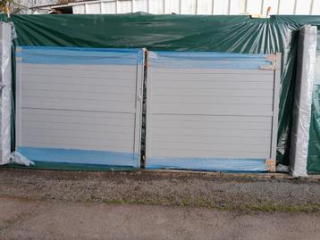 Poteau portail ALUMINIUM   beschikbaar voor biedingen