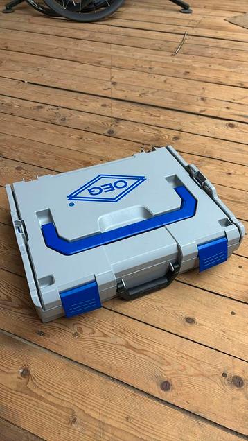L box  beschikbaar voor biedingen