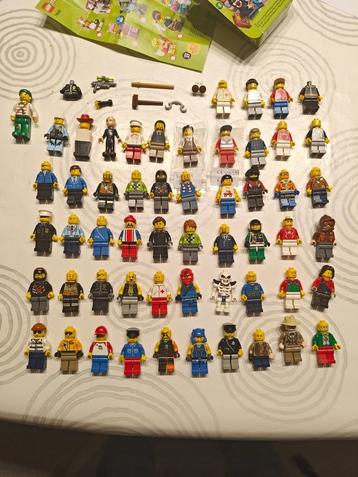 Lego minifiguren + accessoires  beschikbaar voor biedingen