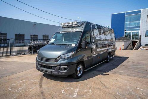 Iveco Daily 35S16 (bj 2017), Auto's, Bestelwagens en Lichte vracht, Bedrijf, Te koop, Airconditioning, Elektrische ramen, Trekhaak