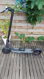 Trottinette électrique xiaomi Mi électrique scooter M365., Fietsen en Brommers, Steps, Ophalen