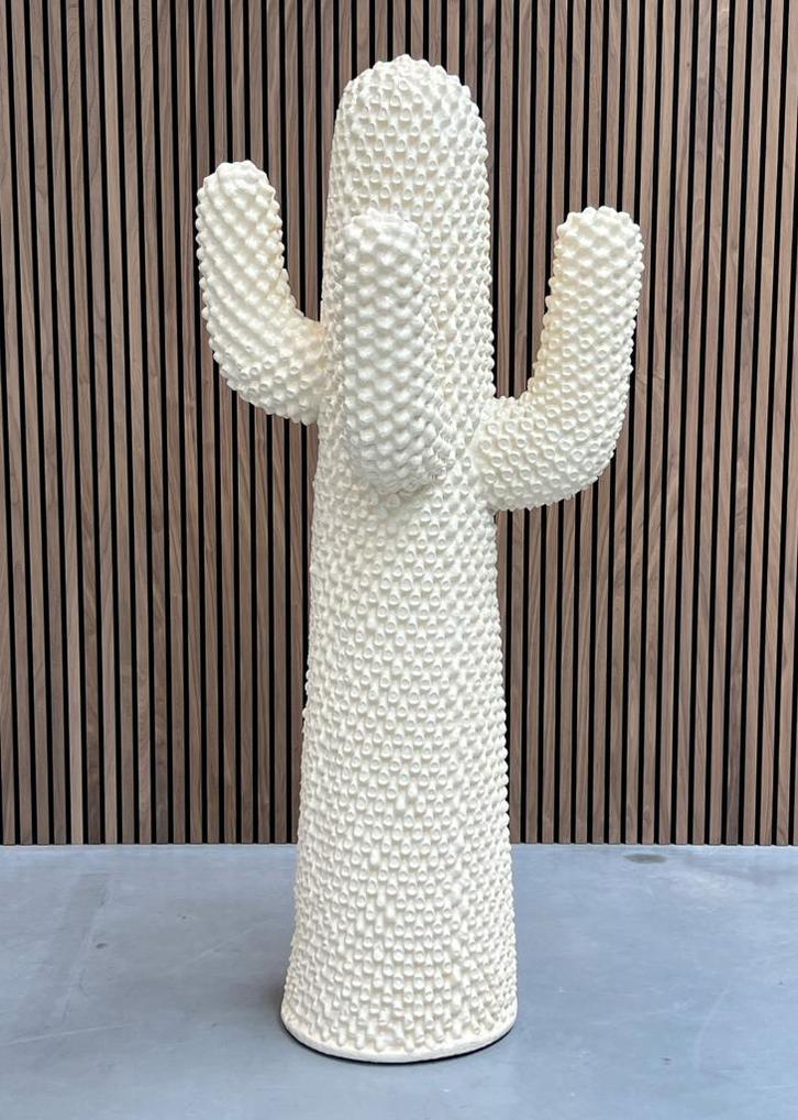 Gufram Cactus wit, Antiek en Kunst, Antiek | Woonaccessoires, Ophalen of Verzenden