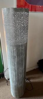 Lampadaire original design métal, Enlèvement, Métal