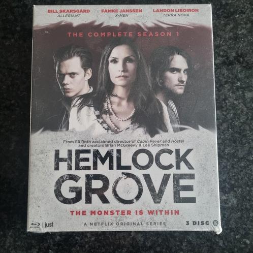 Hemlock Grove seizoen 1 blu ray nieuw NL, CD & DVD, Blu-ray, Neuf, dans son emballage, Thrillers et Policier, Enlèvement ou Envoi