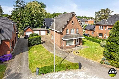 Huis te koop in Genk, Immo, Huizen en Appartementen te koop, Vrijstaande woning, F