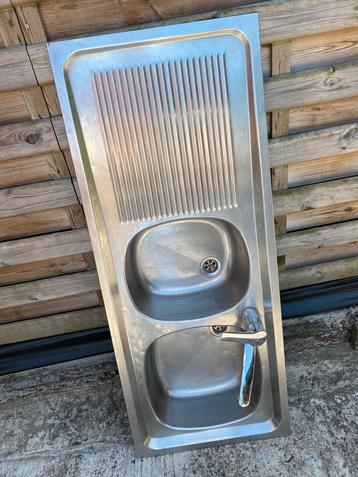 Spoelbak  beschikbaar voor biedingen