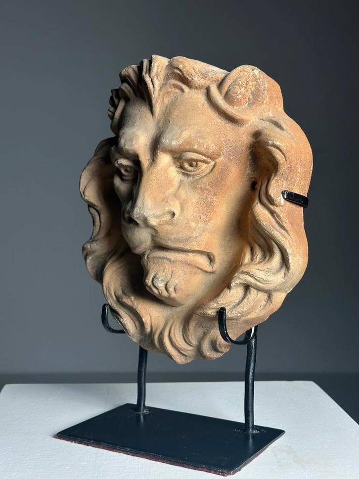 Beeld Leeuw op standaard, Antiek en Kunst, Kunst | Beelden en Houtsnijwerken, Ophalen of Verzenden