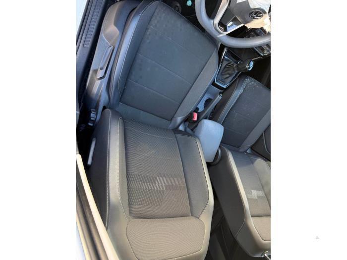 Stoel links van een Volkswagen T-Cross, Autos : Pièces & Accessoires, Habitacle & Garnissage, Volkswagen, Utilisé, 3 mois de garantie