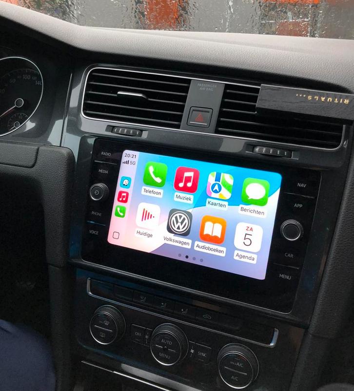 ACTIE! CARPLAY Activatie - BMW - MERCEDES - VW - SEAT-SKODA, Auto diversen, Autoradio's, Zo goed als nieuw, Ophalen