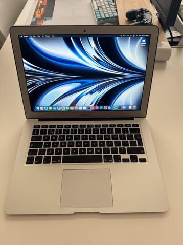 Macbook Air 13” 256gb - Zo goed als nieuw beschikbaar voor biedingen