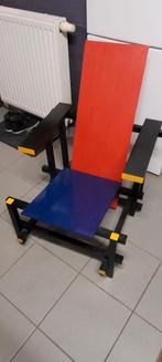 TE KOOP Design Stoel, Maison & Meubles, Chaises, Rouge, Modern - Design, Comme neuf, Enlèvement