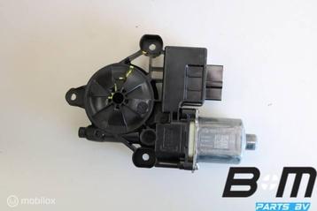 Raammotor links achter Skoda Kodiaq 5Q0959811E disponible aux enchères