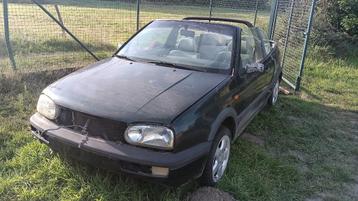 VW golf 3 cabrio 1.8 benzine sloper alle onderdelen. beschikbaar voor biedingen