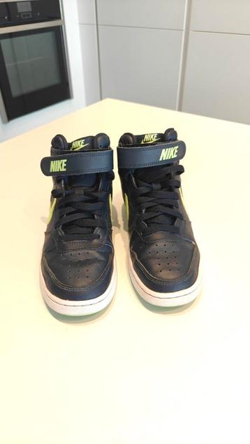 Nike Court Borough Mid 2 PSV Blauw-Groen beschikbaar voor biedingen