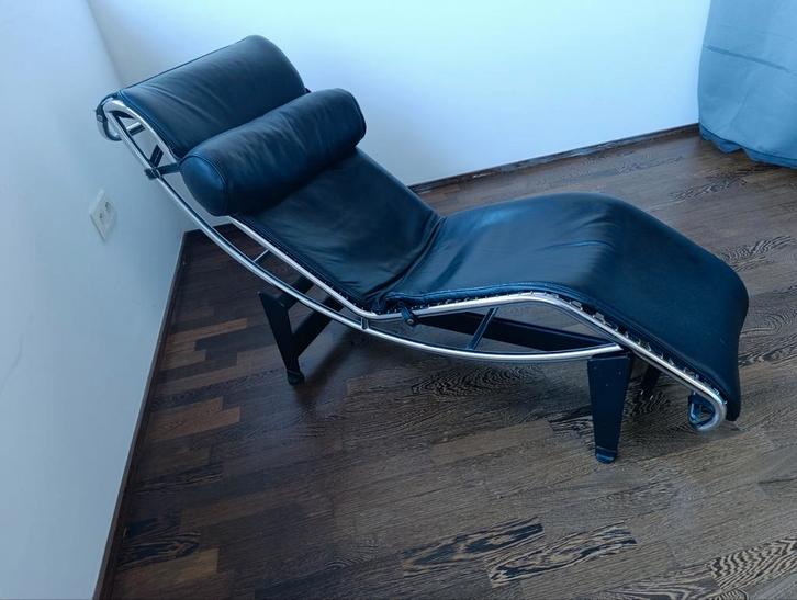 Le Corbusier long chair replica, Huis en Inrichting, Zetels | Zetels en Chaises Longues, Ophalen