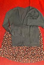 Ensemble féminin élégant & affirmé : cardigan + jupe T40-42, Taille 38/40 (M), Au-dessus du genou, Porté, Bleu