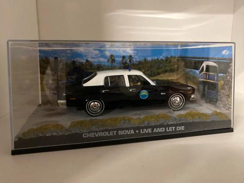 Chevrolet Nova Police James Bond, Hobby en Vrije tijd, Modelauto's | 1:43, Auto, Universal Hobbies, Ophalen of Verzenden