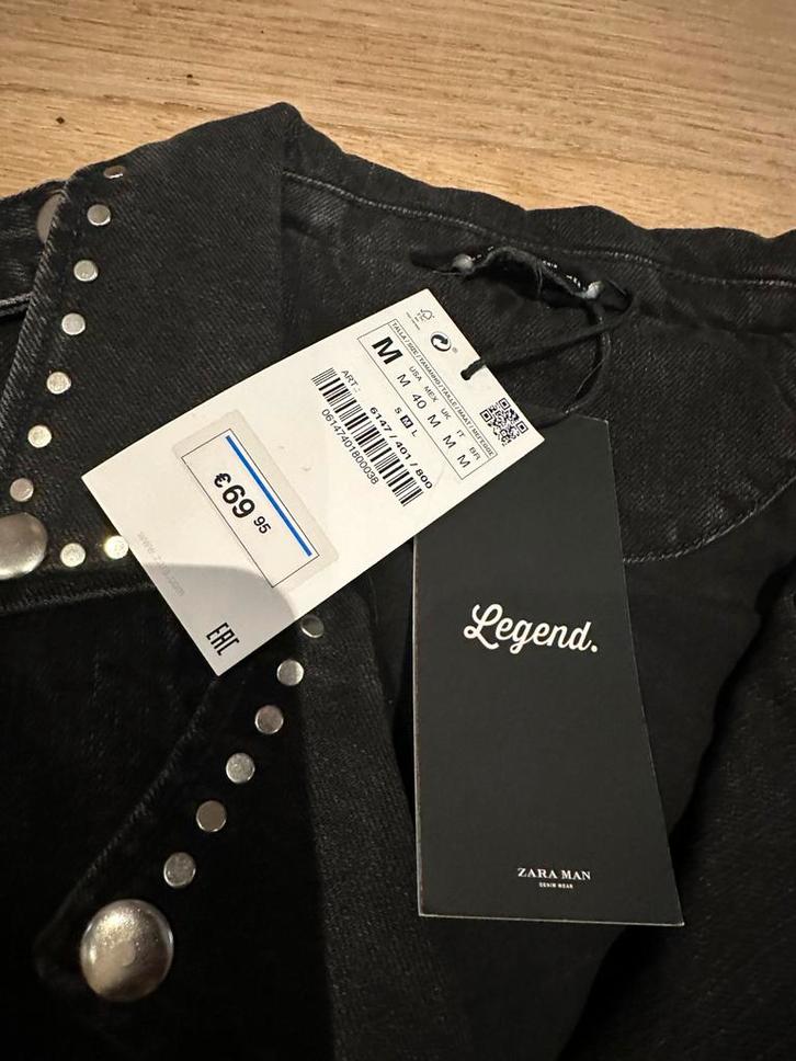 Denim Legend – Zwarte Studded Jeansjas, Kleding | Heren, Jassen | Winter, Nieuw, Maat 48/50 (M), Zwart, Ophalen of Verzenden