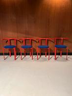 4 chaises vintage entierement renovees, LIVRAISON GRATUITE, Maison & Meubles, Chaises, Enlèvement, Comme neuf, Métal, Quatre