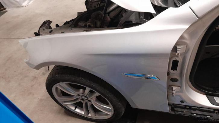 Voorscherm Links voor spatbord BMW 5 serie F10 F11 Titansilb, Auto-onderdelen, Carrosserie, Spatbord, BMW, Gebruikt, Ophalen of Verzenden