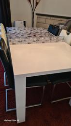 witte  houten   tafel, Ophalen