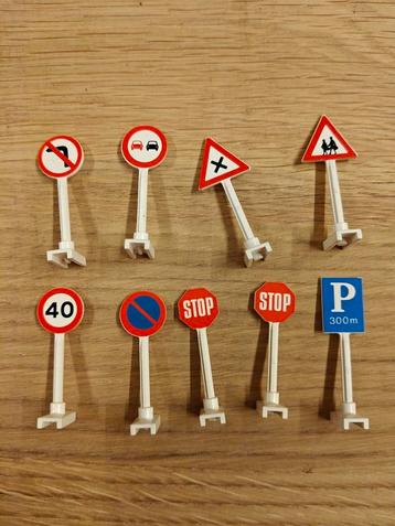 Lego verkeersborden  beschikbaar voor biedingen