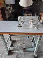 Pfaff 260 op zware metalen tafel, Hobby en Vrije tijd, Naaimachines en Toebehoren, Ophalen, Gebruikt, Pfaff