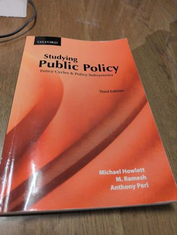 Studying Public Policy ( Policy Cycles and Policy Subsystems beschikbaar voor biedingen