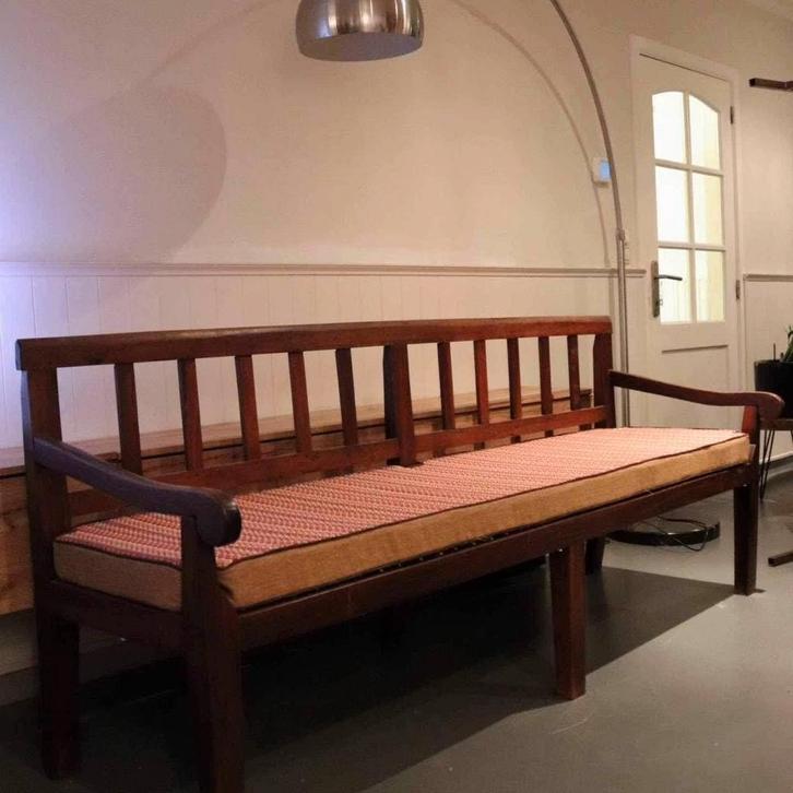 Massief houten bank, Antiek en Kunst, Antiek | Meubels | Stoelen en Sofa's, Ophalen